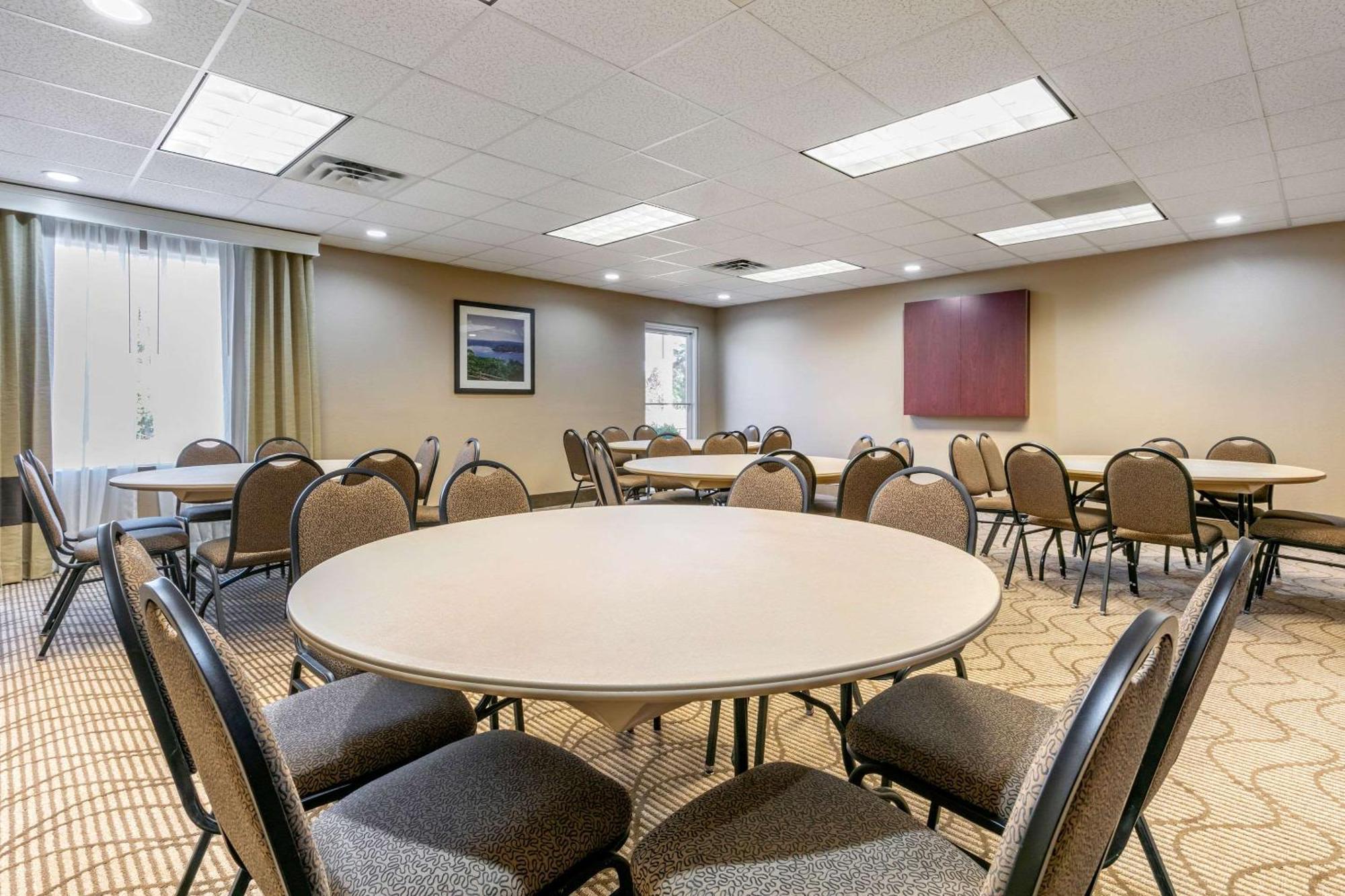 Comfort Inn & Suites Van Buren - Fort Smith Εξωτερικό φωτογραφία